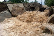 Проливные дожди и порывистый ветер нанесли урон народному хозяйству в ряде районов  Таджикистана