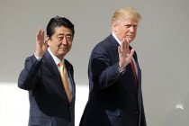 Трамп и Абэ обсудили новый ракетный запуск КНДР