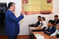 Лидер нации Эмомали Рахмон открыл школу №26 в селе Бахор джамоата Фируза района Носир Хусрав