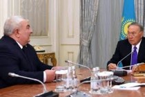 Президент Казахстана обсудил с Генсеком ОДКБ развитие организации
