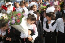 ЭЙ, ДЕТВОРА, В ШКОЛУ ПОРА! В Таджикистане сегодня отмечают День знаний