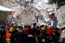 Число жертв землетрясения в Мексике превысило 200 человек