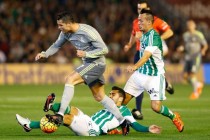 «Реал» проиграл «Бетису» в матче чемпионата Испании по футболу