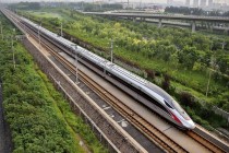 Между Пекином и Шанхаем запустили поезда, перевозящие пассажиров со скоростью до 350 км/ч