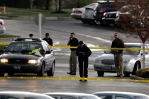 В результате стрельбы в штате Канзас в США погибли 3 человека, двое ранены