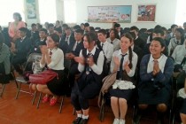 Студенты Белгорода, Ельца и Тулы провели встречу с учащимися лицея № 1 Курган-Тюбе