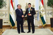 Лидер нации  наградил спортсменов Таджикистана по итогам 2017 года