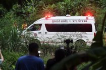 Спасенных из тайской пещеры детей доставили в больницу