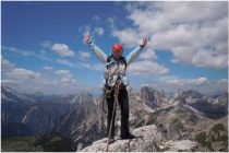 Пострадавшая в горах Таджикистана альпинистка: «Вертолет непредсказуем, не знаю, когда вернусь»
