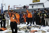 Пилоты рухнувшего самолета в Индонезии пытались вернуть контроль над ним