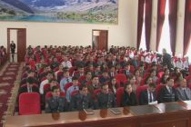 Со студентами Таджикского национального университета провели профилактическую встречу