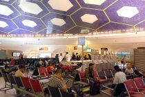 В аэропорту Абу-Даби начали конвертировать шаги пассажиров в электричество