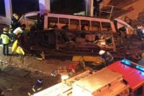 В Лиссабоне 28 человек пострадали из-за схода трамвая с рельсов
