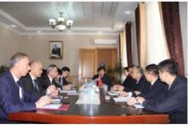 Абдуджаббор Азизи провёл встречу с заместителем председателя Народного собрания представителей провинции Шэньси Китая Лян Хун Саном