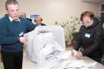 Молдавские социалисты укрепили позиции по итогам подсчета 99% голосов