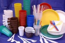В Худжанде обсудили влияние пластиковых отходов на окружающую среду