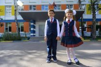 Опрос в России: более 70% родителей выступили в поддержку дресс-кода в школах