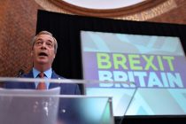 В Британии на выборах в Европарламент лидирует партия Brexit