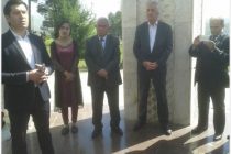 Союз писателей Таджикистана напомнил обществу и молодёжи о великих заслугах М. Турсунзаде