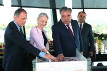 Лидер нации Эмомали Рахмон в городе Душанбе открыл контрольно-диспетчерскую вышку  ГУП «Таджикаэронавигация»