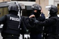 Во Франции неизвестные в масках открыли стрельбу на улице
