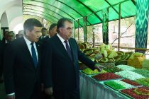Президенты Таджикистана и Кыргызстана уважаемые Эмомали Рахмон и Сооронбай Жээнбеков посетили выставку достижений жителей Исфары