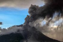 В Индонезии произошло извержение вулкана Тангкубан