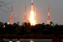 Индия запустила к Луне межпланетную станцию и луноход
