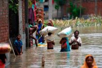 Наводнения в Южной Азии привели к гибели более 220 человек