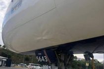 Американский Boeing получил повреждения при жесткой посадке в Португалии