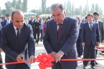 Глава государства Эмомали Рахмон открыл здание Молодежного центра в Ховалингском районе