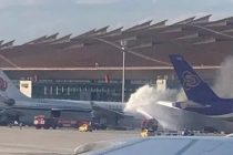 Самолет Air China загорелся в аэропорту Пекина при подготовке к рейсу