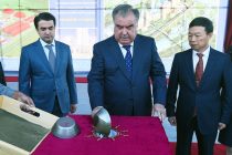 Лидер нации Эмомали Рахмон заложил камень в фундамент строительства производственного предприятия ЗАО «Тоджикцемент» в районе Исмоили Сомони города Душанбе