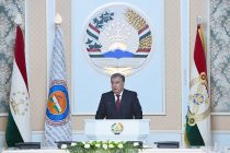 Лидер нации Эмомали Рахмон принял участие в заседании Центрального исполнительного комитета Народной Демократической Партии Таджикистана