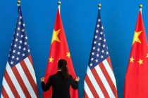 МИД Китая надеется на конструктивные изменения в политике США после ухода Болтона