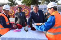 Президент страны Эмомали Рахмон дал старт строительным работам на автодороге «Хулбук — Темурмалик — Кангурт»