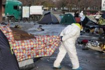 СМИ: на севере Франции начали расселение лагеря нелегальных мигрантов