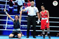 ЕЩЕ ОДНА ПОБЕДА! Таджикская спортсменка Нилуфар Бобоёрова одолела соперницу из Алжира и вышла в четвертьфинал мирового чемпионата по боксу