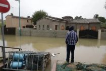 Число погибших из-за паводков во Франции возросло до четырех человек