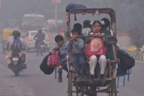 В столице Индии из-за загрязнения воздуха закрыты все школы