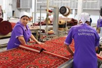 MADE  IN TAJIKISTAN. Ковры производства Таджикистана экспортируются в Россию и Узбекистан