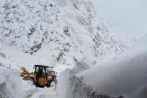 КЧС и ГО: за минувшие сутки на 51 и 53 км автодороги «Рушан — Бартанг» был зафиксирован сход двух снежных лавин