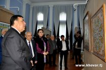 В Душанбе состоялась выставка живописных произведений преподавателей и студентов под названием «Кундаль»