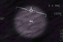 Пентагон официально опубликовал видеоролики неопознанных летающий объектов