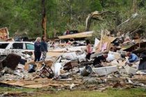 В результате торнадо на юге США погибли 26 человек