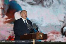 Лукашенко заявил, что не позволит уничтожить достижения Белоруссии последних 25 лет