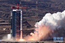 Китай успешно вывел на орбиту три спутника различного назначения