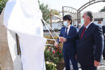 Глава государства Эмомали Рахмон в поселке Вахш Вахшского района открыл лечебно-диагностический центр «Рухафзо»