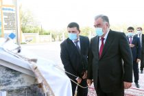 Президент страны Эмомали Рахмон открыл здание частного медицинского колледжа в Восейском районе