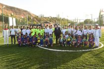 Президент страны Эмомали Рахмон открыл спортивный городок в селе Лахути Ховалингского района